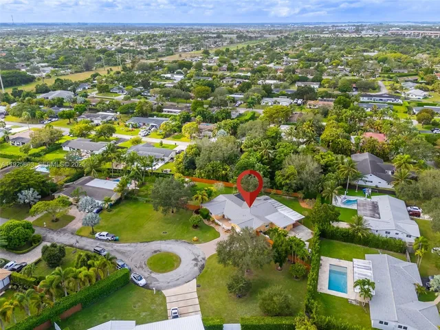 $1,599,900 | 12920 Southwest 108th Place, Miami, FL 33176