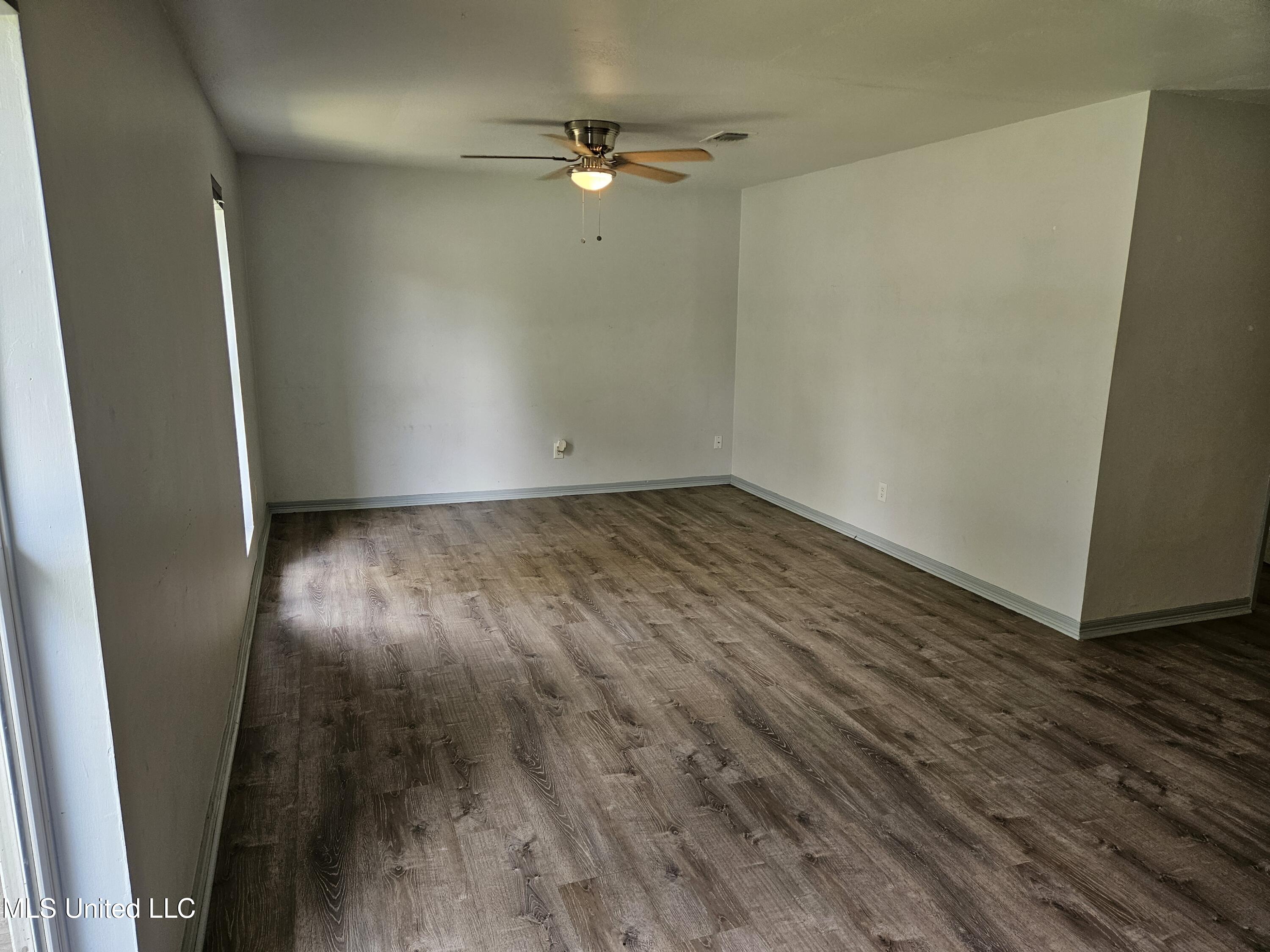 15061 Polk Street, Unit A Gulfport, MS 39501 - Photo 4 of 13 20250820_121809