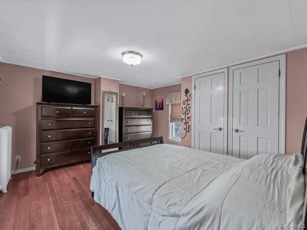 $1,188,000 | 146-07 17th Avenue | Whitestone