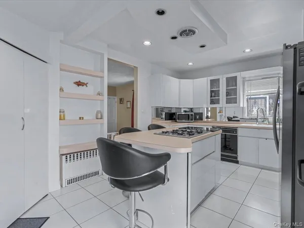 $1,188,000 | 146-07 17th Avenue | Whitestone