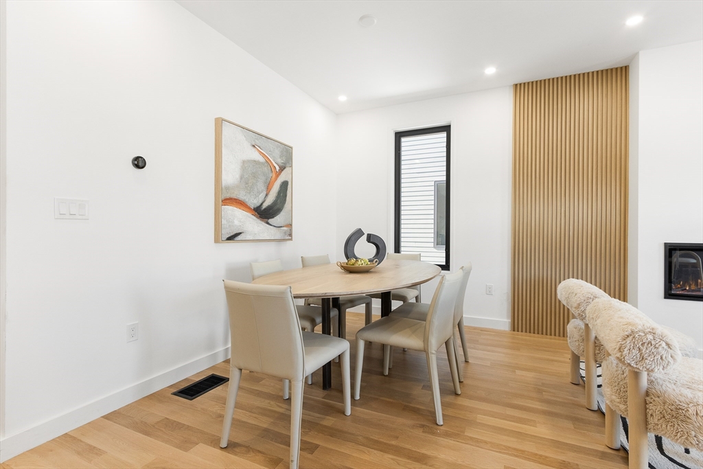 109 Albemarle Road Waltham, MA 02452 - Photo 11 of 34 Gallery Image 11