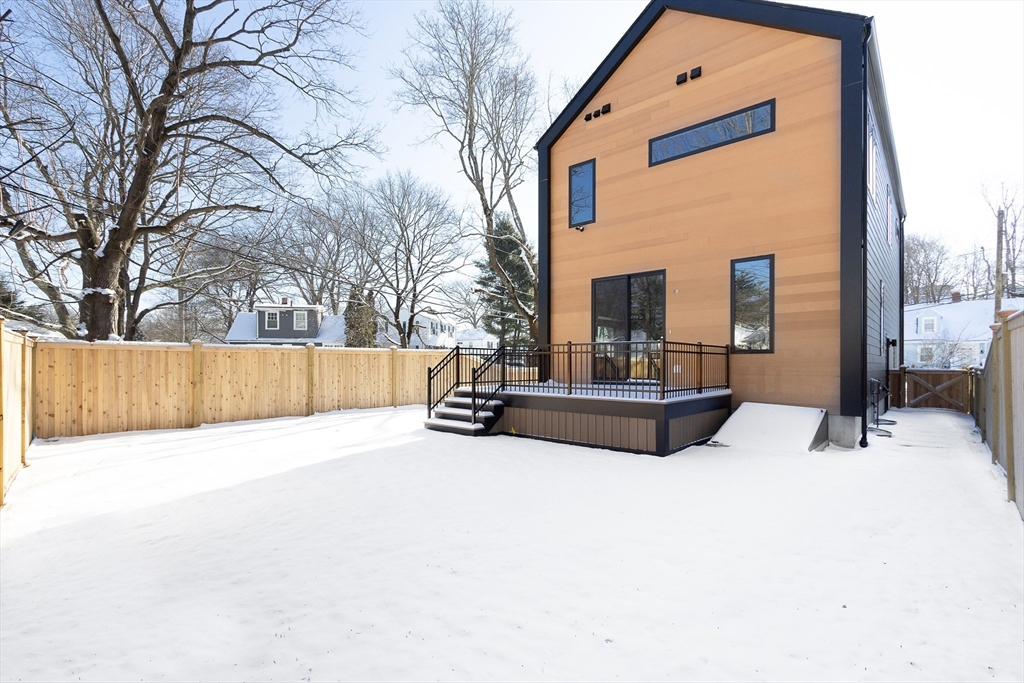 109 Albemarle Road Waltham, MA 02452 - Photo 34 of 34 Gallery Image 34