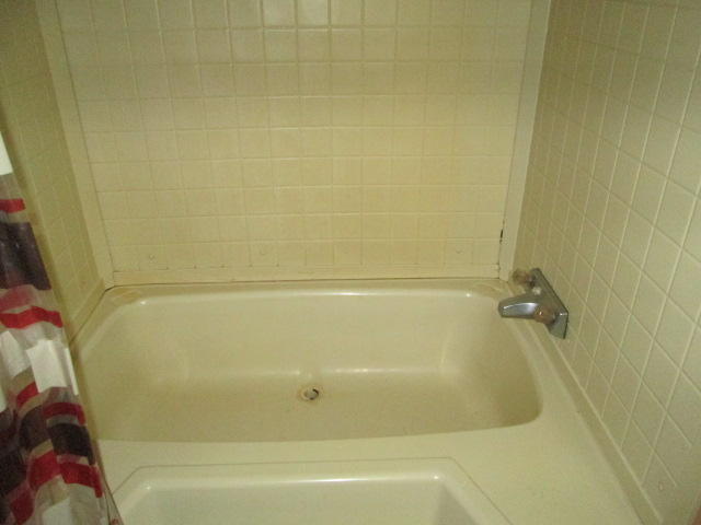 2724 Martha Washington Road Clarkrange, TN 38553 - Photo 8 of 15 8 Master bath
