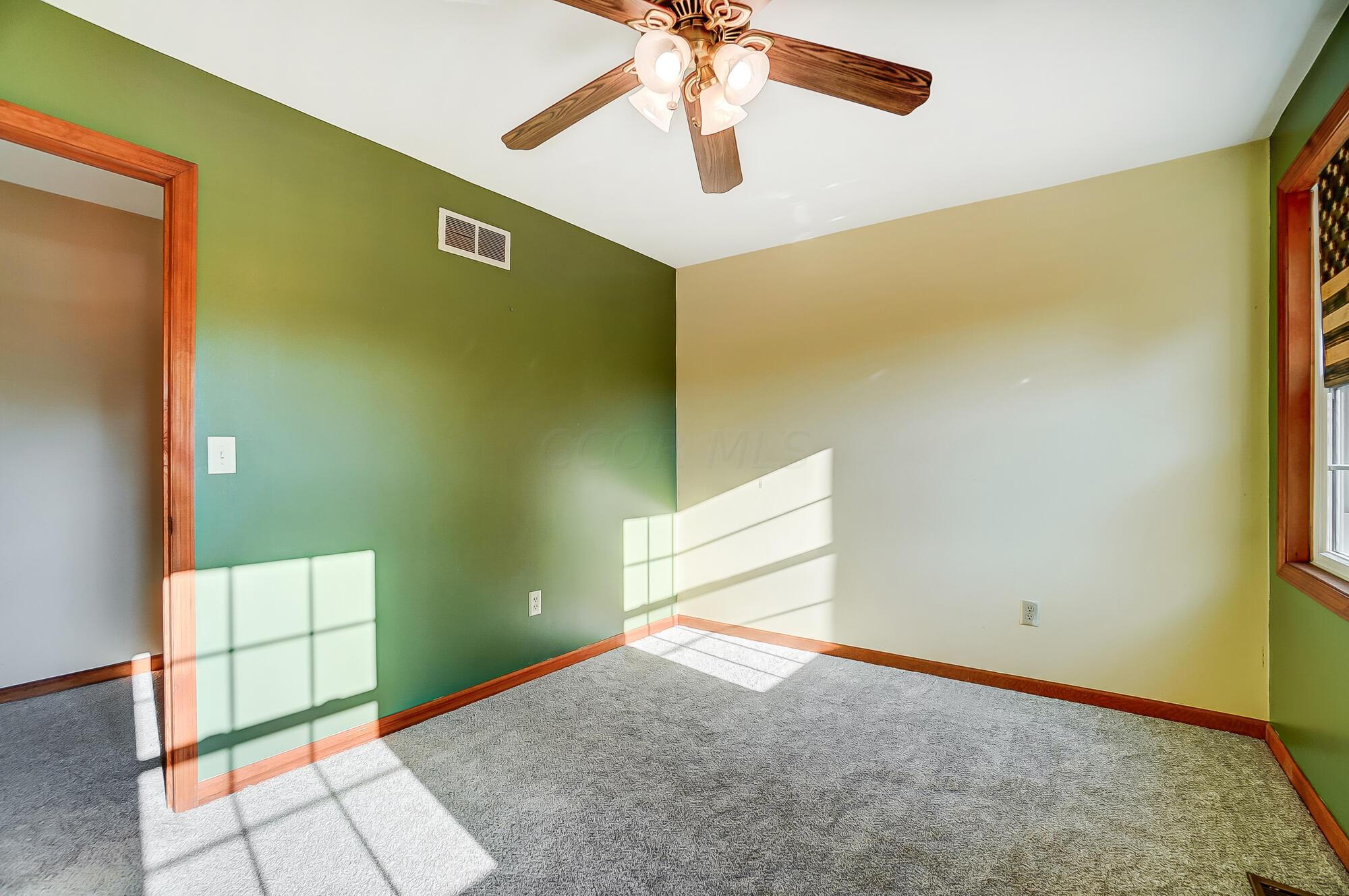 5161 Horseshoe Road Delaware, OH 43015 - Photo 43 of 78 044