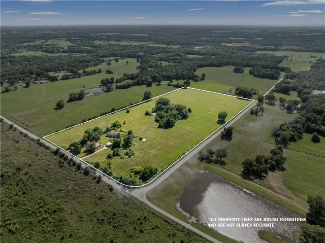 $299,000 | 8565 South 1301 Road, El Dorado Springs, MO 64744