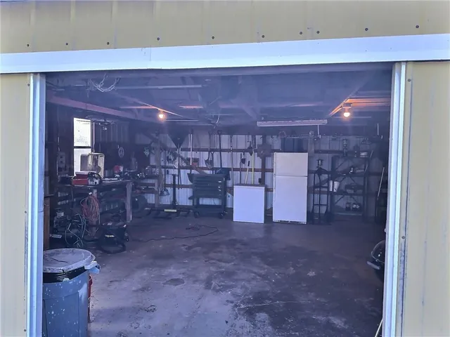 $299,000 | 8565 South 1301 Road, El Dorado Springs, MO 64744