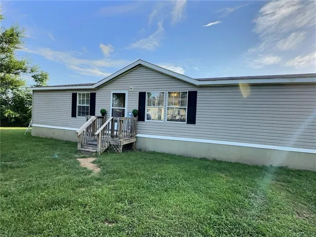 $299,000 | 8565 South 1301 Road, El Dorado Springs, MO 64744