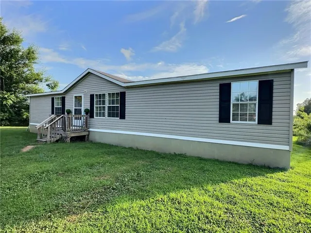$299,000 | 8565 South 1301 Road, El Dorado Springs, MO 64744