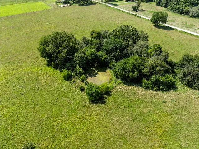 $299,000 | 8565 South 1301 Road, El Dorado Springs, MO 64744