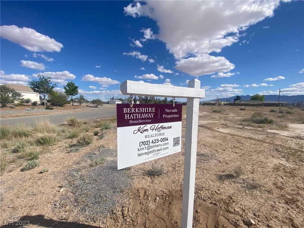 351 Ember Street Pahrump, NV 89048 - Photo 2 of 3