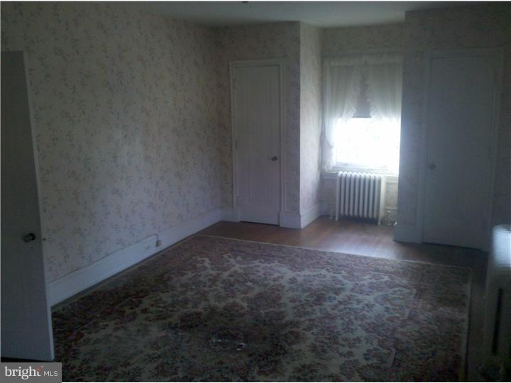 329 Bickley Road Wyncote, PA 19095 - Photo 14 of 20 Bedroom - Main