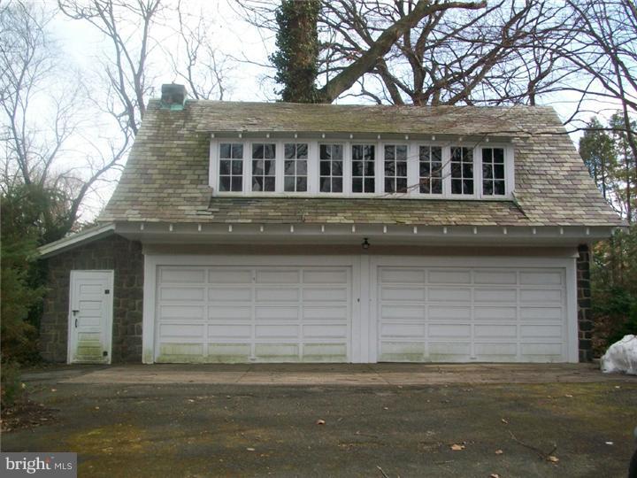 329 Bickley Road Wyncote, PA 19095 - Photo 7 of 20 Garage