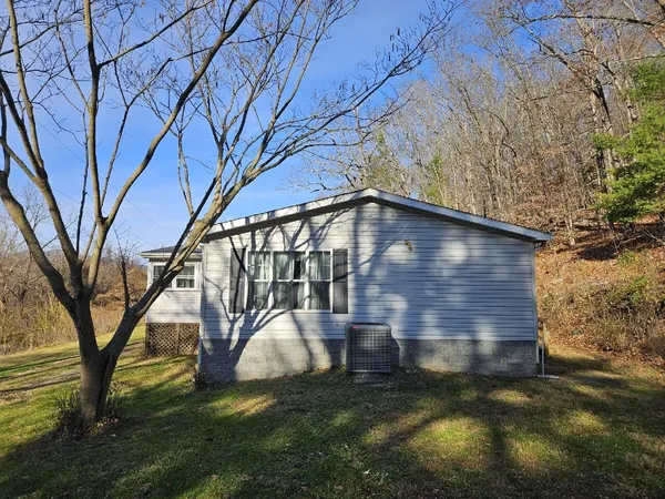 $140,000 | 222 Cove Mountain Lane, Buchanan, VA 24066