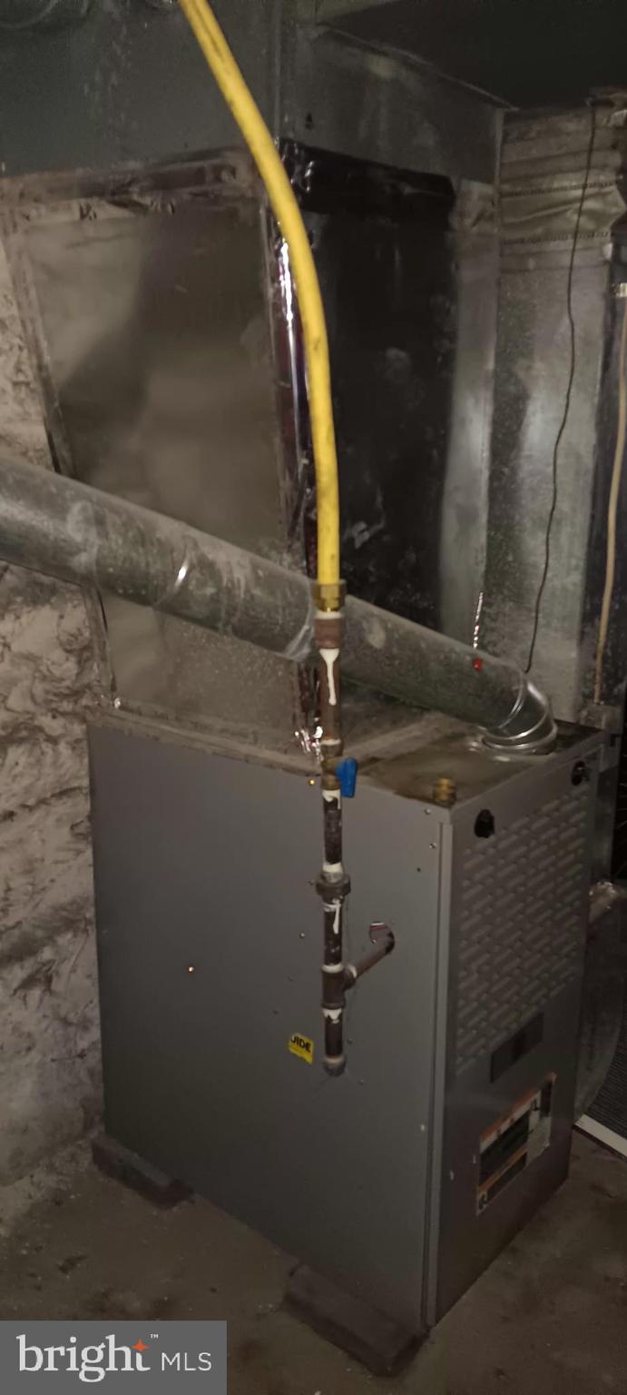 311 Mosher Street Baltimore, MD 21217 - Photo 3 of 5 a close up of a shower