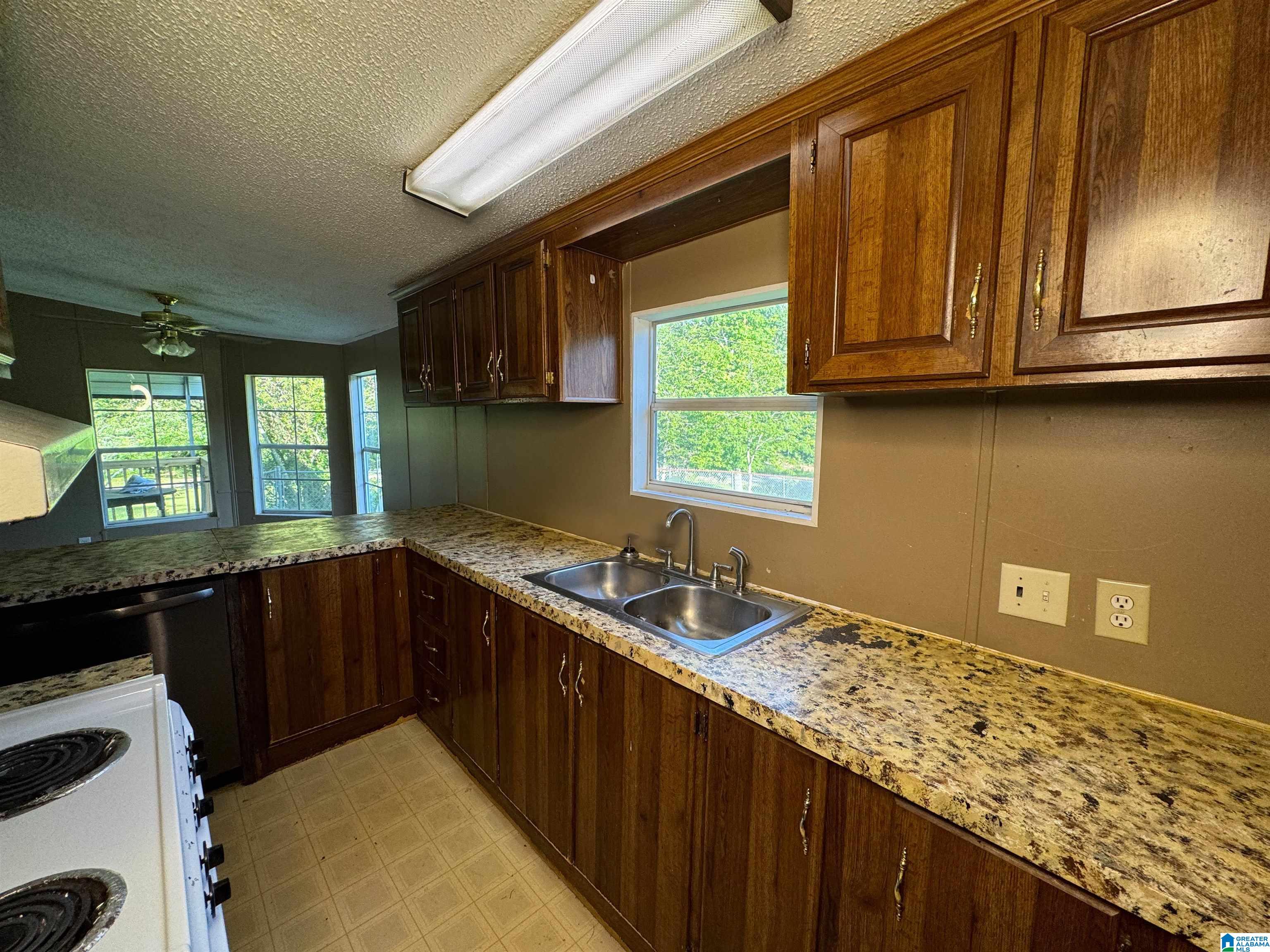 2349 Noah Valley Road Jacksonville, AL 36265 - Photo 16 of 36