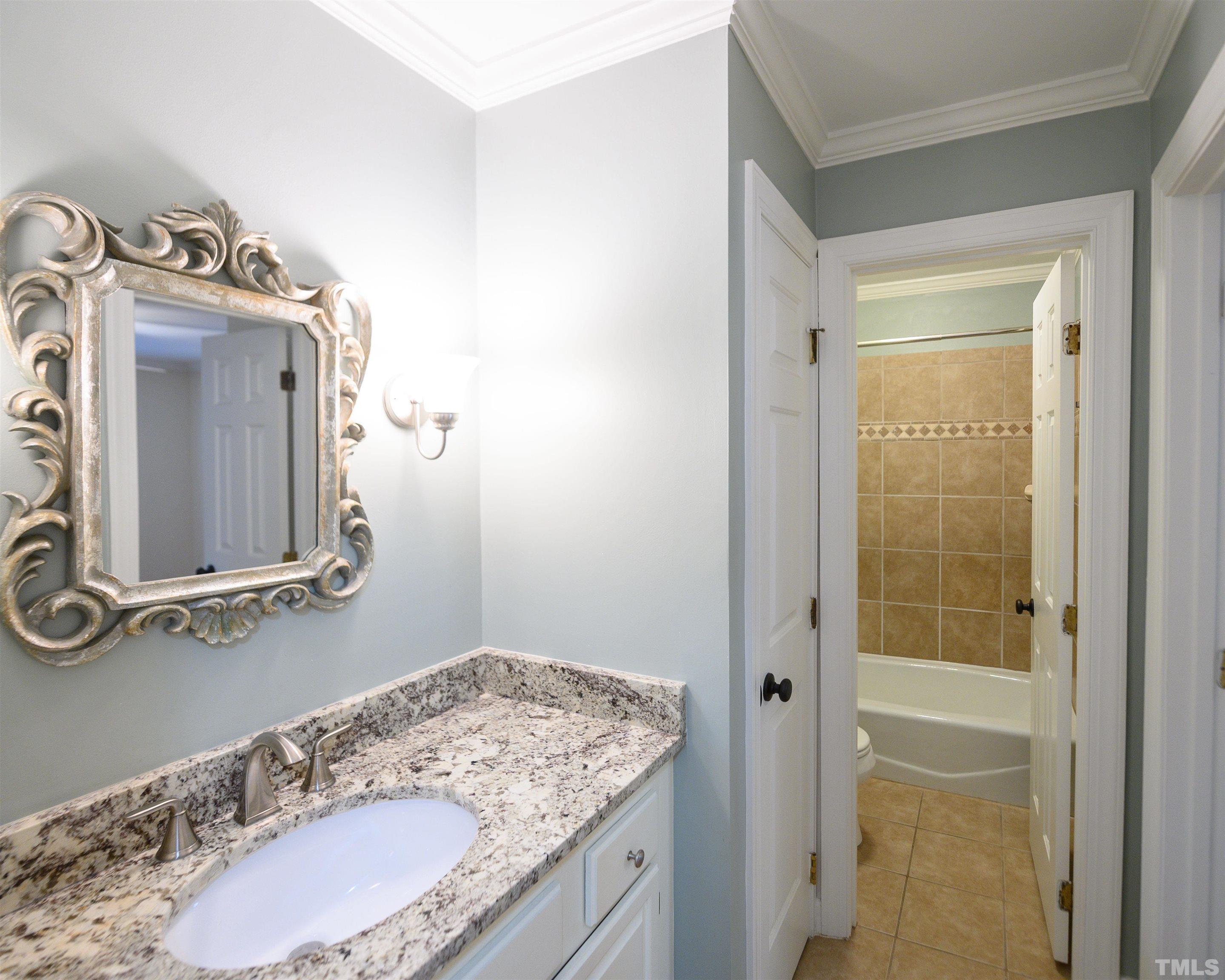 623 Crabbery Lane Raleigh, NC 27609 - Photo 8 of 20 Gallery Image 8