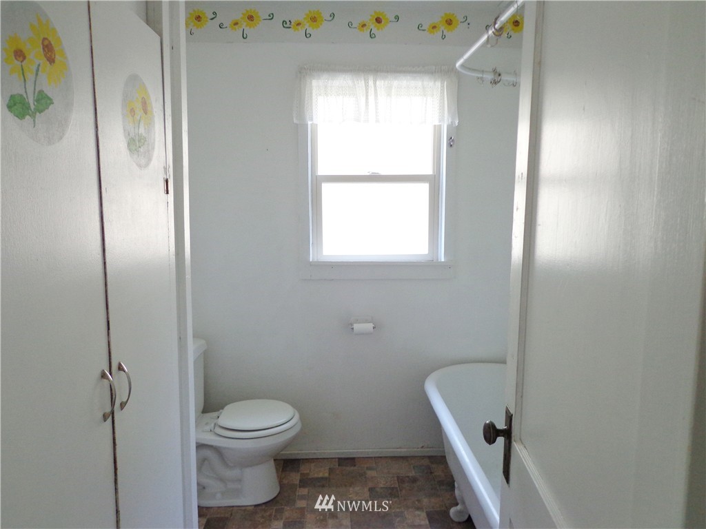 174 Griffith Street Republic, WA 99166 - Photo 8 of 15 Gallery Image 8