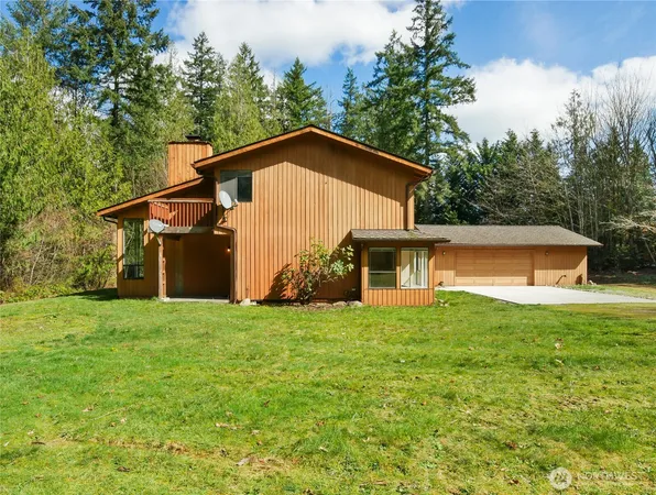 $899,950 | 23920 Southeast 371st Street, Enumclaw, WA 98022