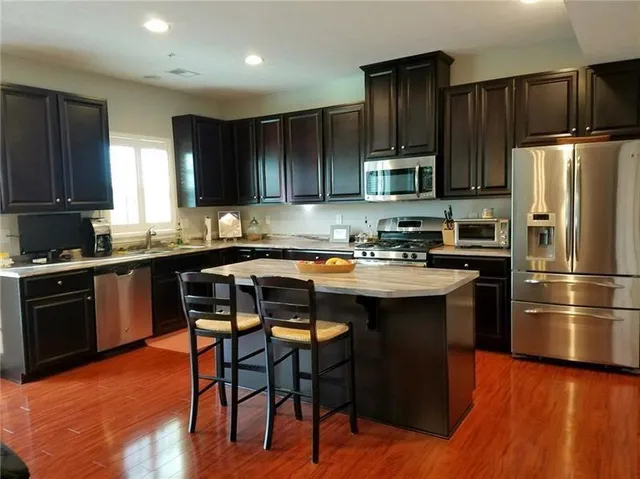 $2,300 | 411 Maple Ridge Drive, Canonsburg, PA 15317