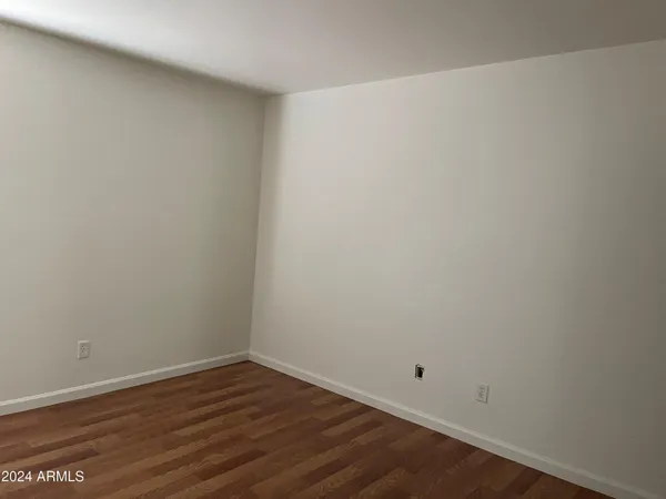 $1,000 | 3131 West Cochise Drive, Unit 222, Phoenix, AZ 85051