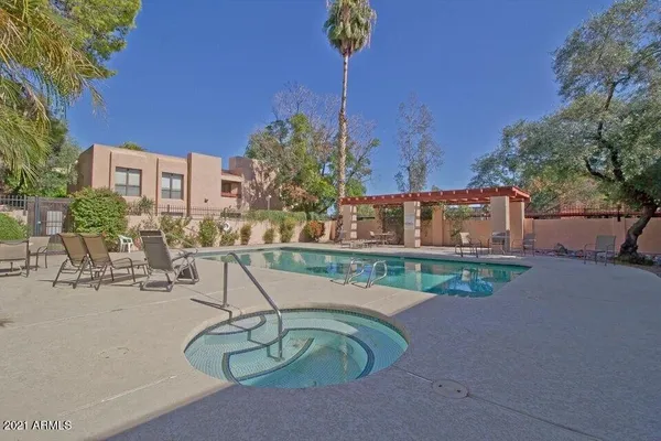 $1,000 | 3131 West Cochise Drive, Unit 222, Phoenix, AZ 85051