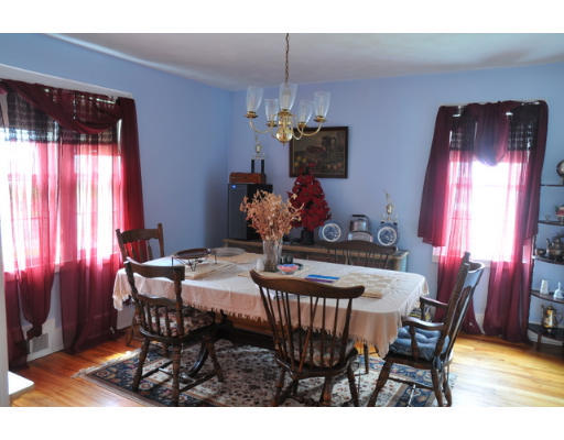 17 Lancaster Street Springfield, MA 01118 - Photo 7 of 15 a view of a dining room with furniture and window