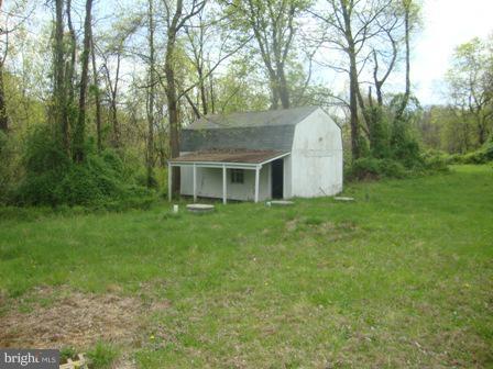 75 Clark Road Delta, PA 17314 - Photo 2 of 10 Exterior (General)