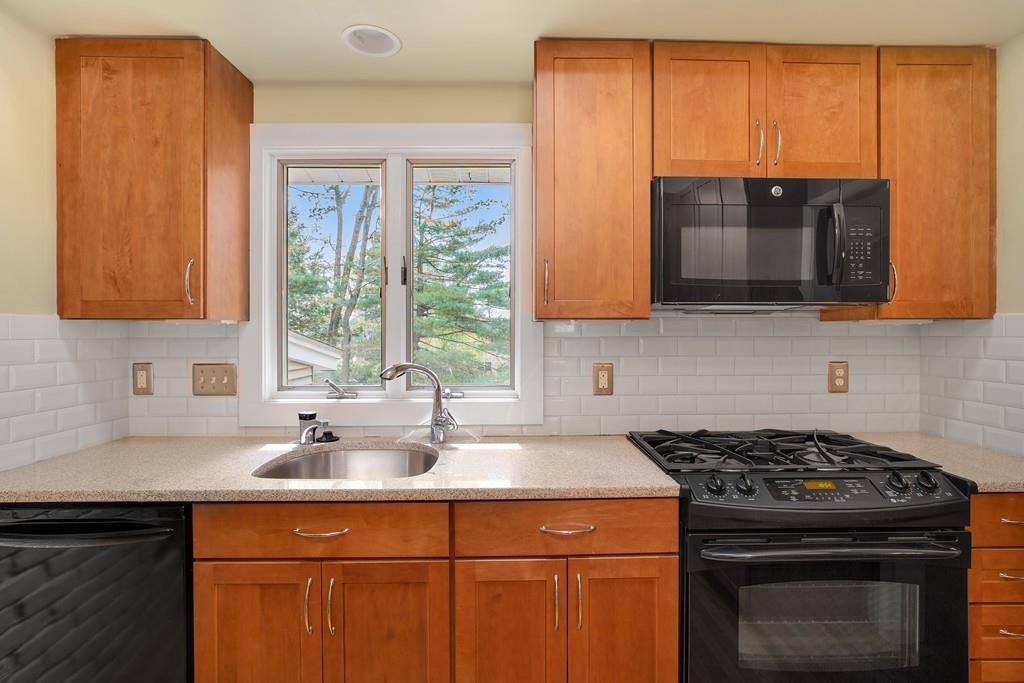 3 Randy Road Framingham, MA 01701 - Photo 6 of 41 Gallery Image 6