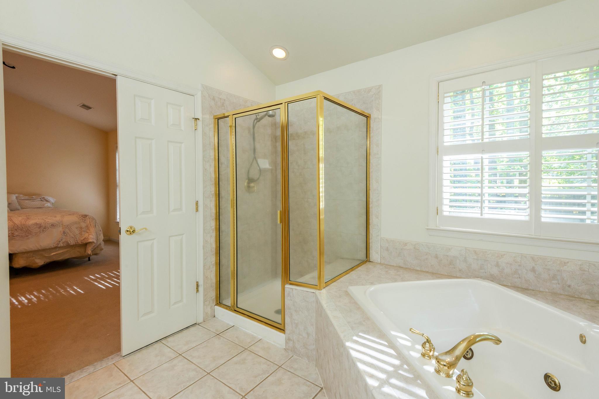 7 Durkee Farm Road Reisterstown, MD 21136 - Photo 32 of 67 Primary bathroom