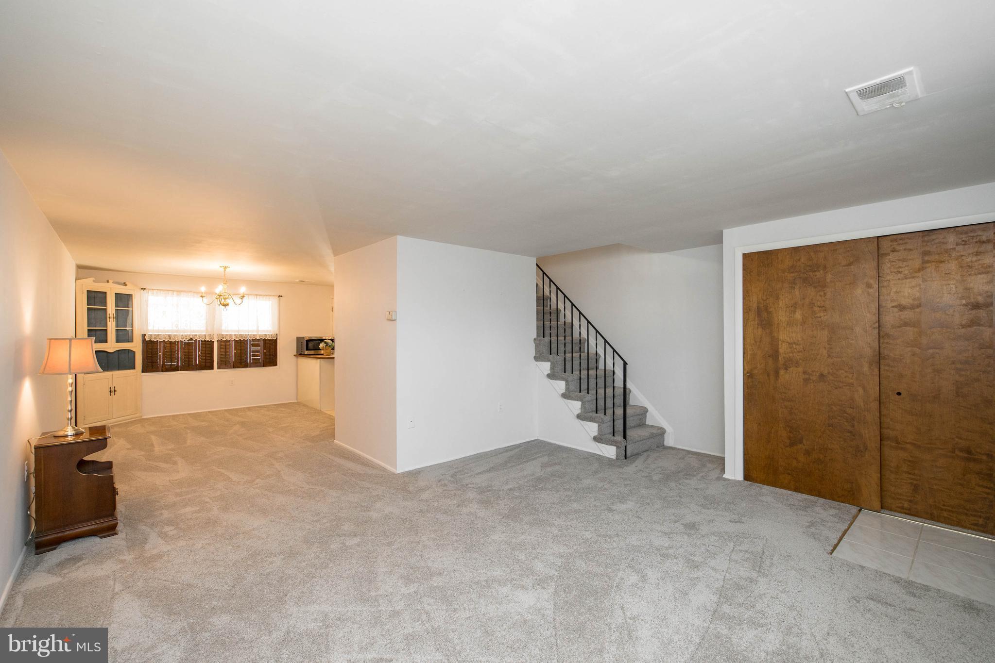 1619 Wycliffe Road Baltimore, MD 21234 - Photo 2 of 21 Living Room