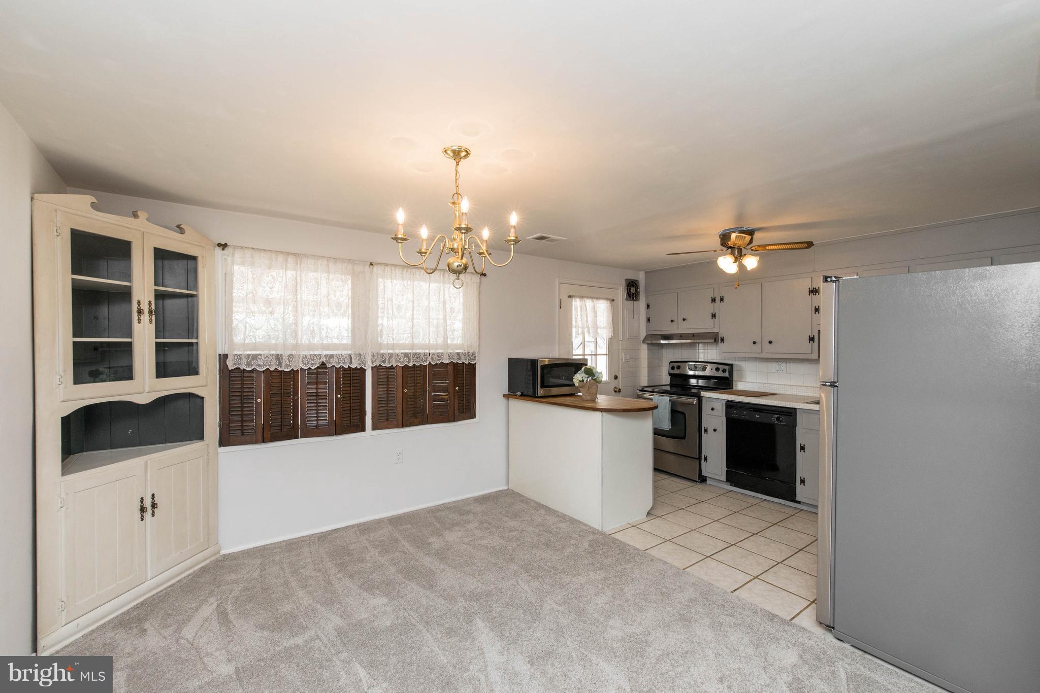1619 Wycliffe Road Baltimore, MD 21234 - Photo 5 of 21 Kitchen
