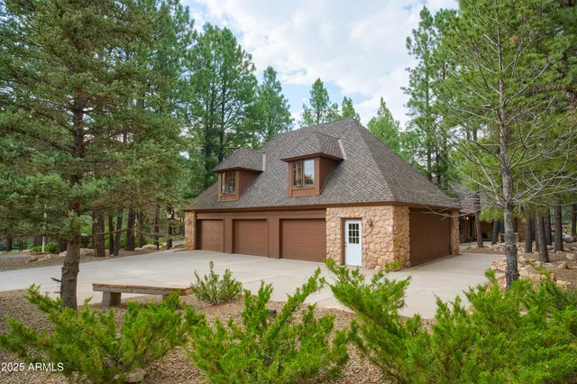 $2,995,000 | 4927 East Mt Pleasant Drive, Flagstaff, AZ 86004