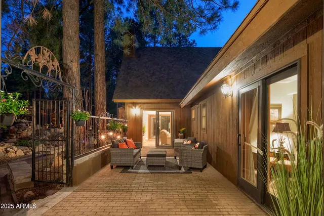 $2,995,000 | 4927 East Mt Pleasant Drive, Flagstaff, AZ 86004