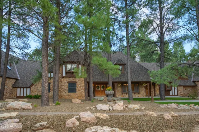 $2,995,000 | 4927 East Mt Pleasant Drive, Flagstaff, AZ 86004
