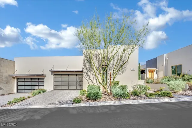 $2,400,000 | 658 Falcon Summit Court, Henderson, NV 89012