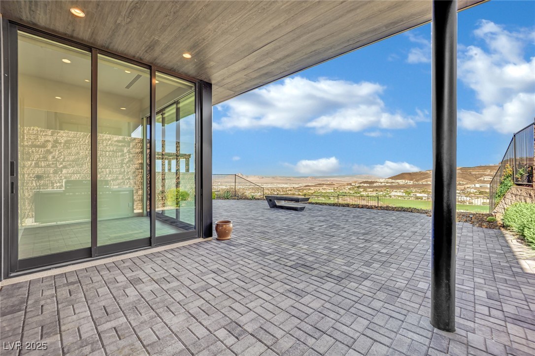 658 Falcon Summit Court Henderson, NV 89012 - Photo 50 of 99 View of patio / terrace