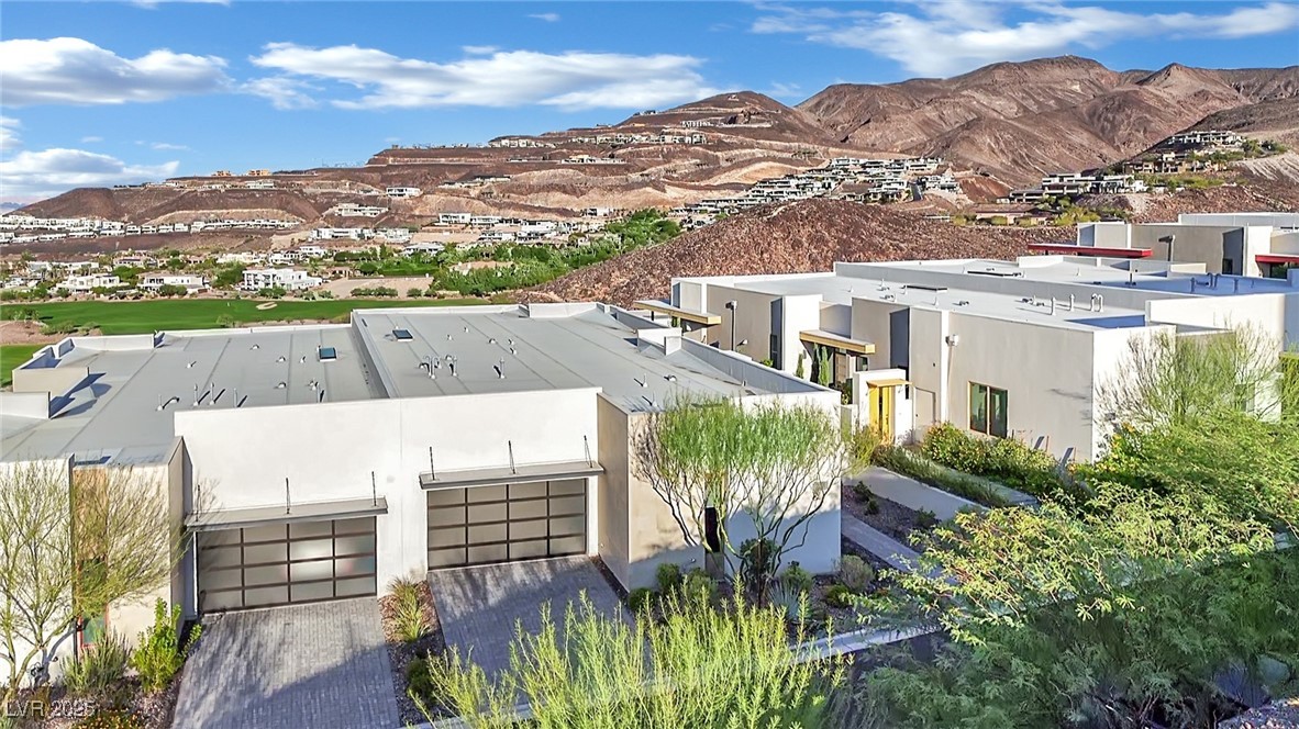 658 Falcon Summit Court Henderson, NV 89012 - Photo 97 of 99 Drone / aerial view of mountains