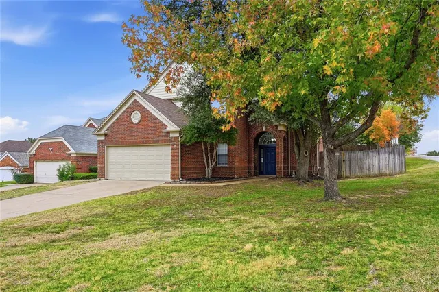 $374,999 | 4725 Layla Road, Arlington, TX 76016