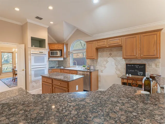 $389,000 | 1624 Knoll Ridge Circle, Corinth, TX 76210