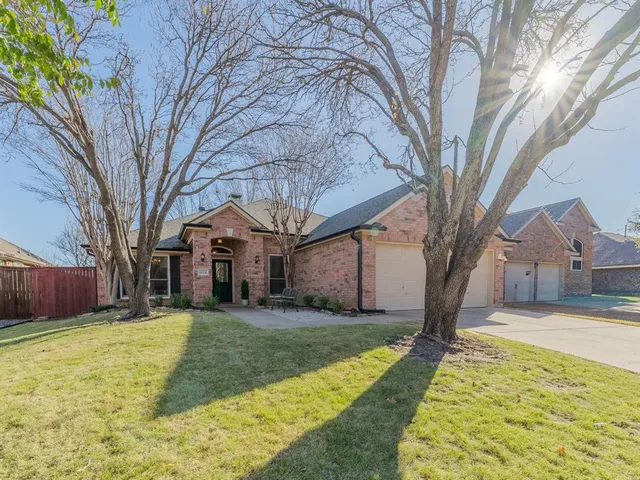 $389,000 | 1624 Knoll Ridge Circle, Corinth, TX 76210