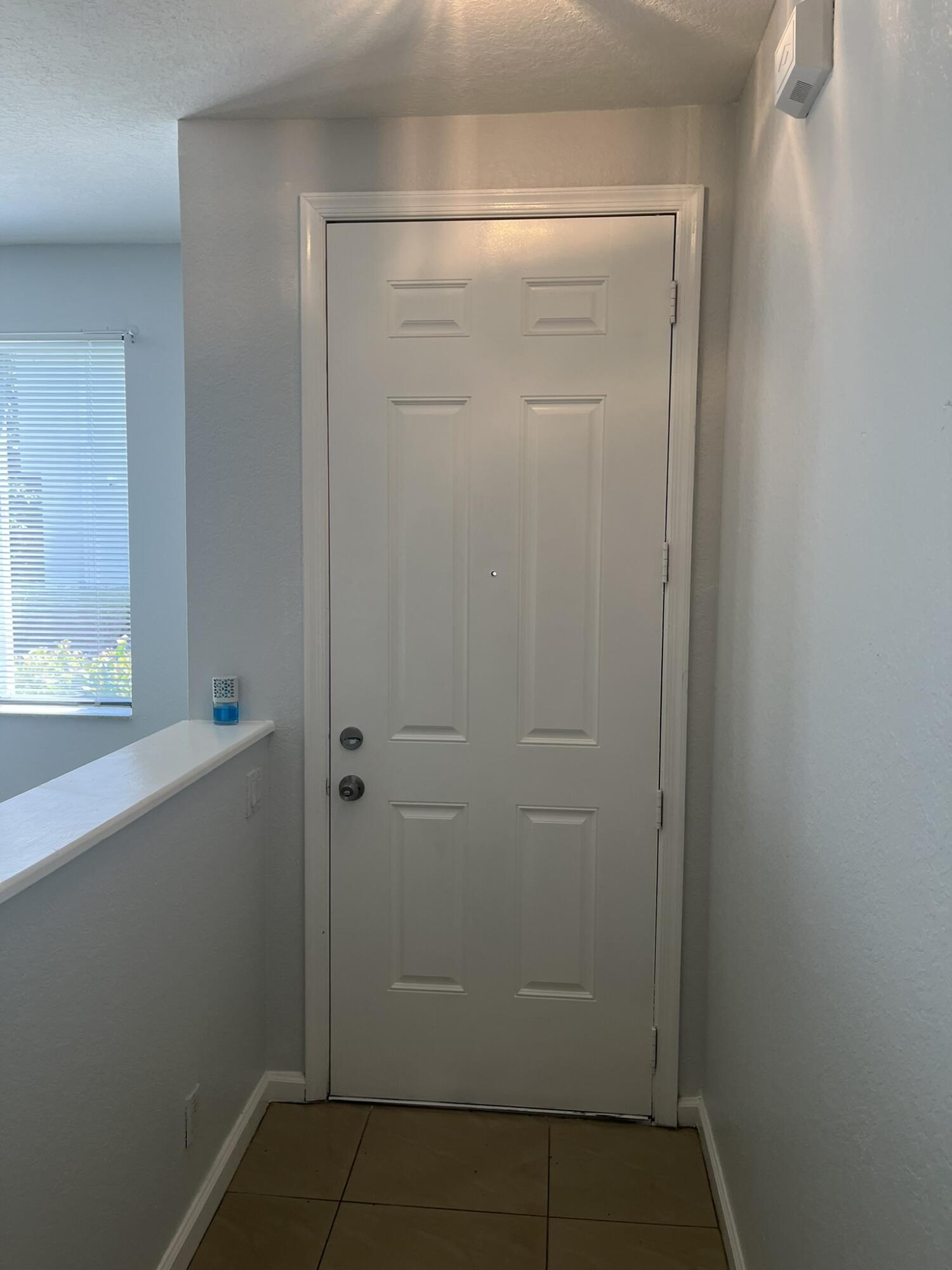 3231 Laurel Ridge Circle Riviera Beach, FL 33404 - Photo 3 of 22 IMG_0594