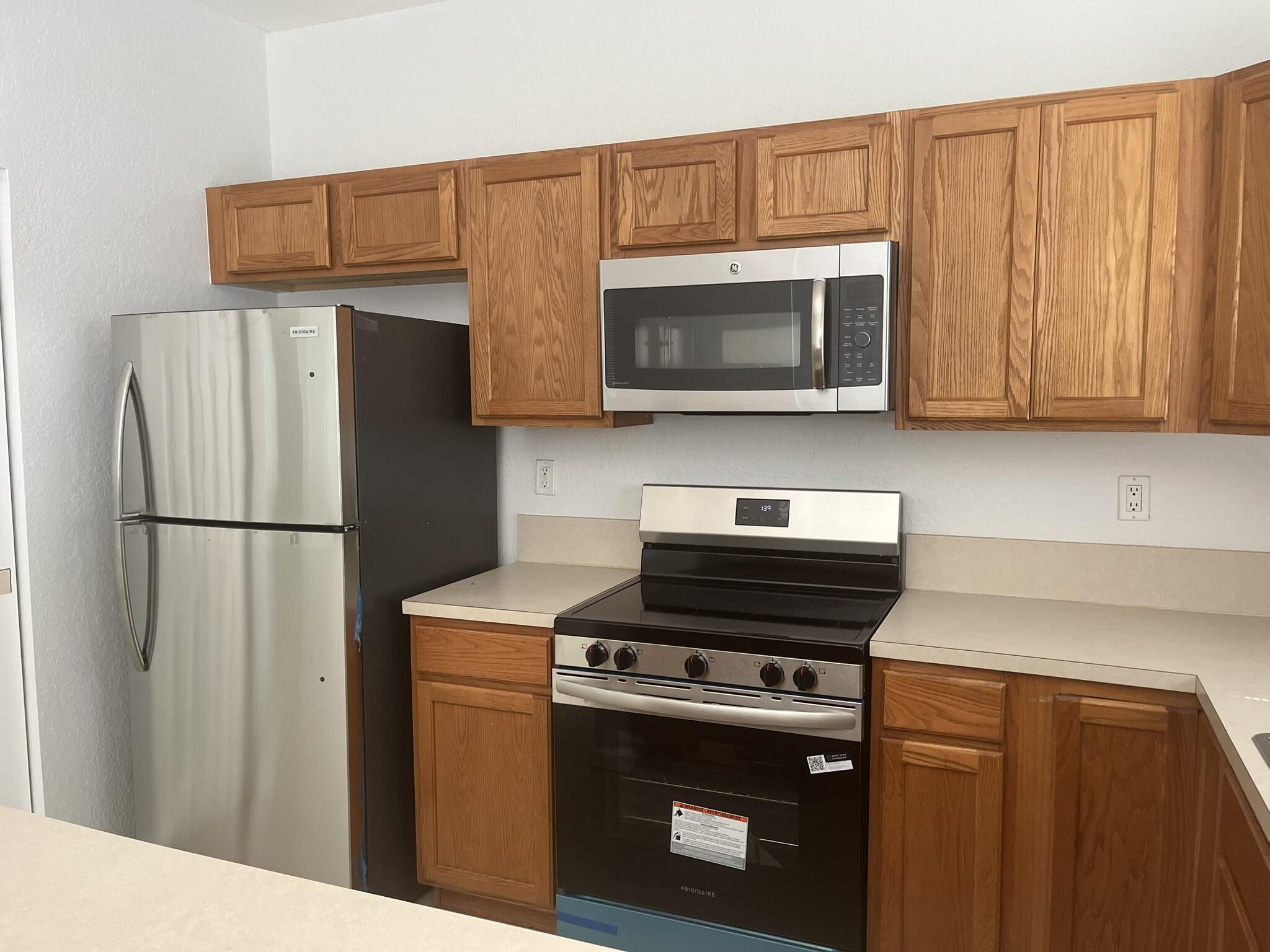 3231 Laurel Ridge Circle Riviera Beach, FL 33404 - Photo 6 of 22 IMG_0860