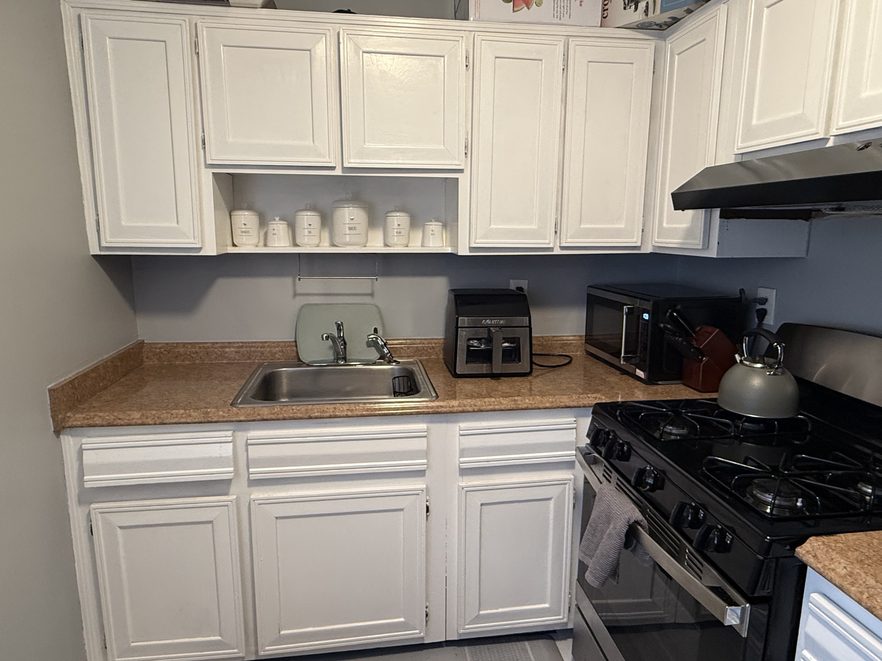 4 Van Zant Street, Unit B8 Norwalk, CT 06855 - Photo 10 of 15