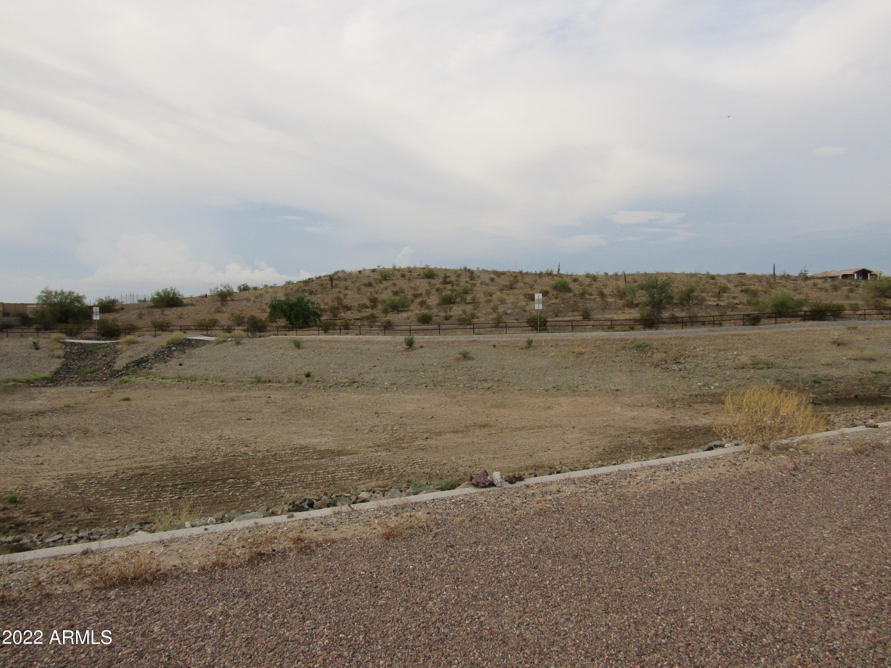 2213 West Dobbins Road, Unit A Phoenix, AZ 85041 - Photo 22 of 27 IMG_4719