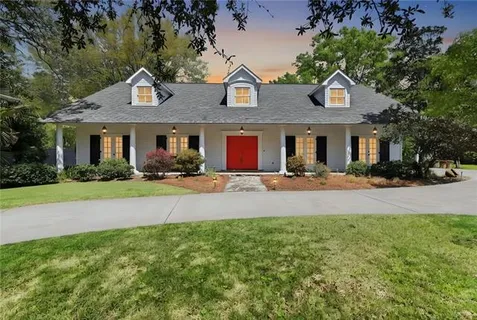 $765,000 | 745 Bocage Lane, Mandeville, LA 70471