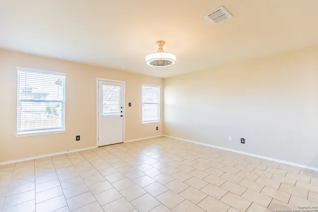 $1,900 | 1744 Emerald Edge, San Antonio, TX 78245