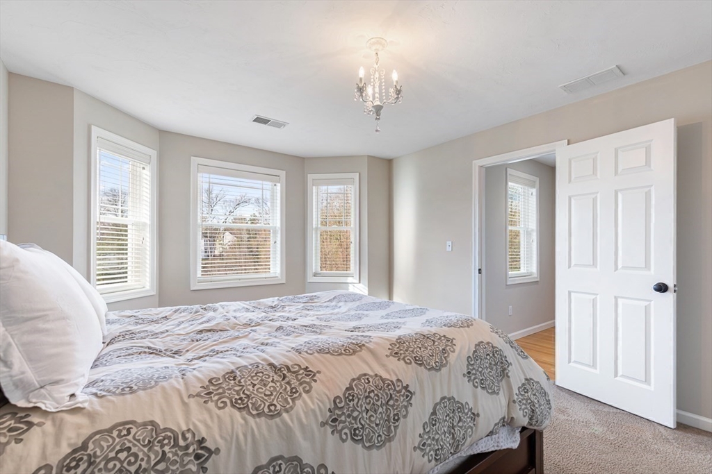 53 Ridge Road Wrentham, MA 02093 - Photo 20 of 36