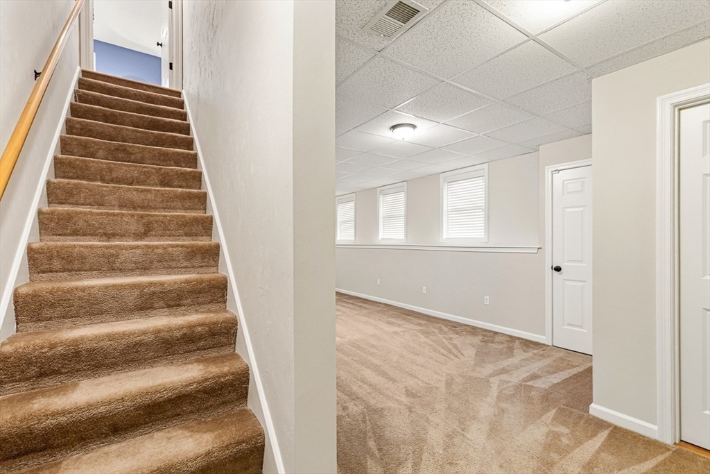 53 Ridge Road Wrentham, MA 02093 - Photo 25 of 36