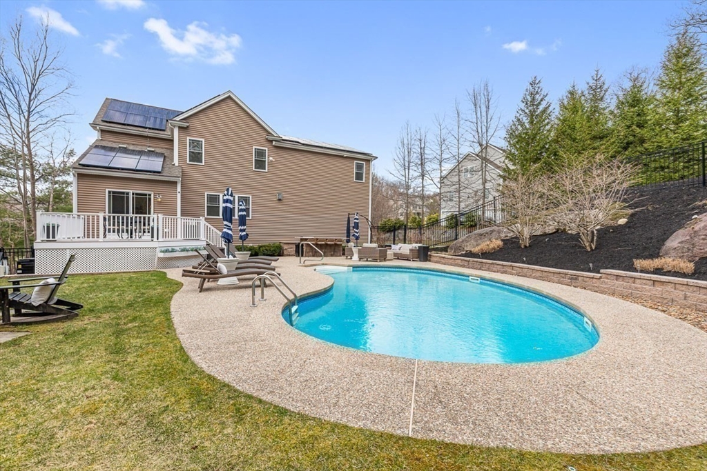 53 Ridge Road Wrentham, MA 02093 - Photo 32 of 36