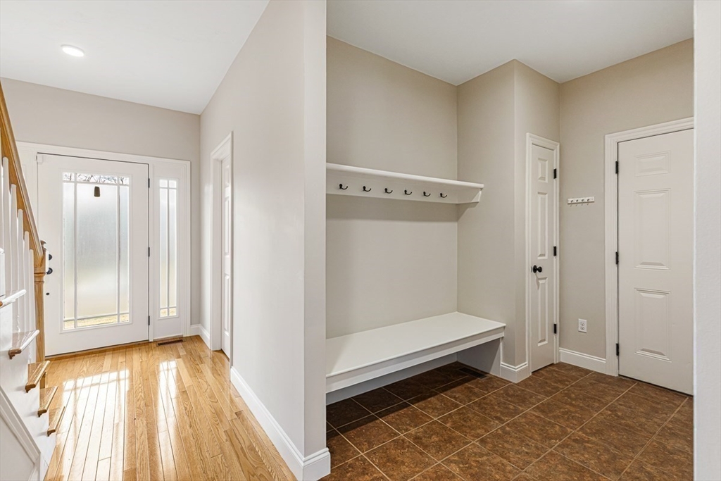 53 Ridge Road Wrentham, MA 02093 - Photo 9 of 36